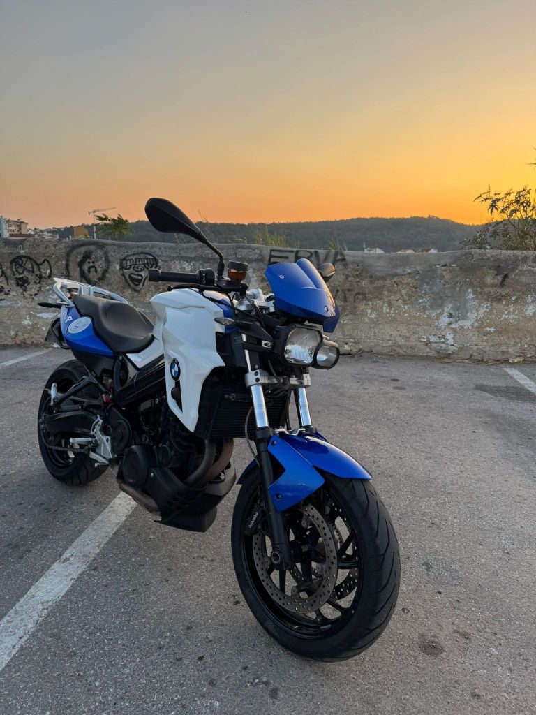 Bmw F800R 2013 em ótimo estado!
