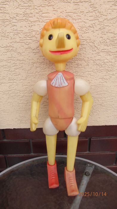 Zabawka z PRL-u Pinokio - Buratino