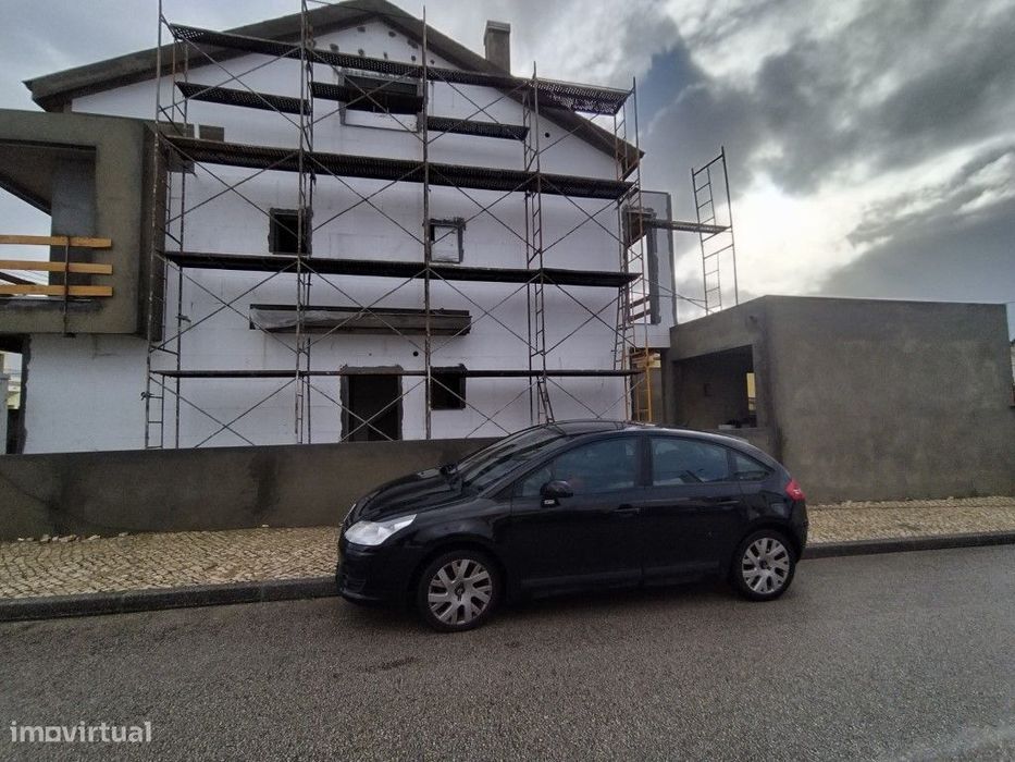 Moradia Geminada Quinta Do Conde Com Garagem