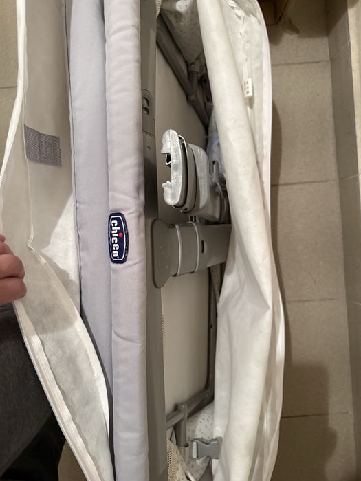 Chicco Next2Me łóżeczko dostawne szare