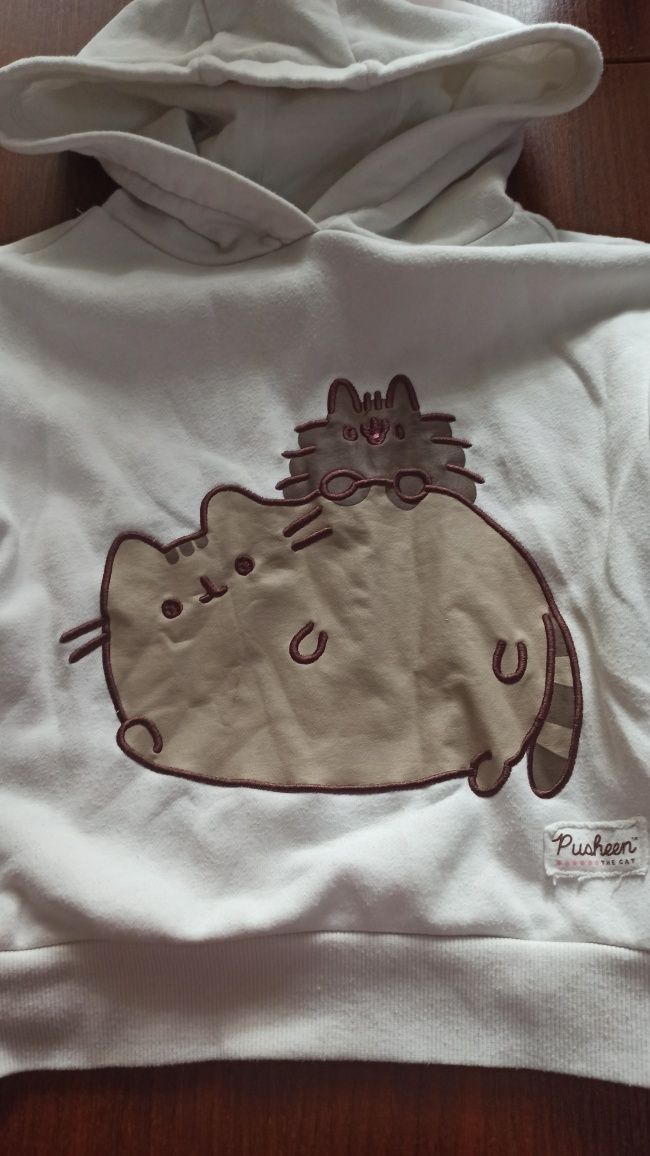 Biała bluza pusheen reserved