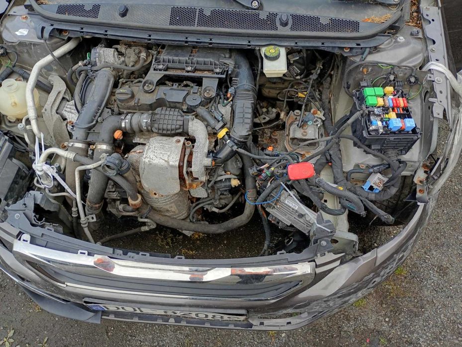 Peugeot 308 2 T9 II 2014-17 SILNIK DIESEL 1.6 blueHDI 88kw