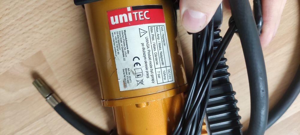 Автомобільний компресор