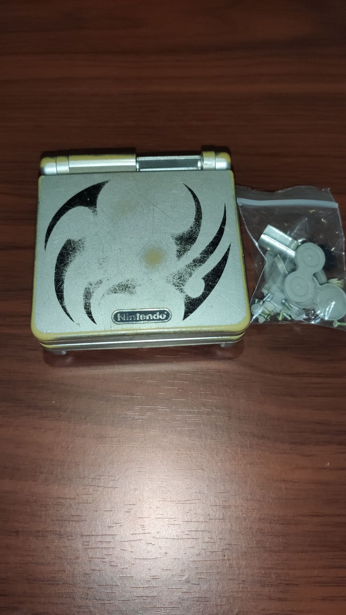 Shell original de gameboy advance sp versão tribal da Nintendo