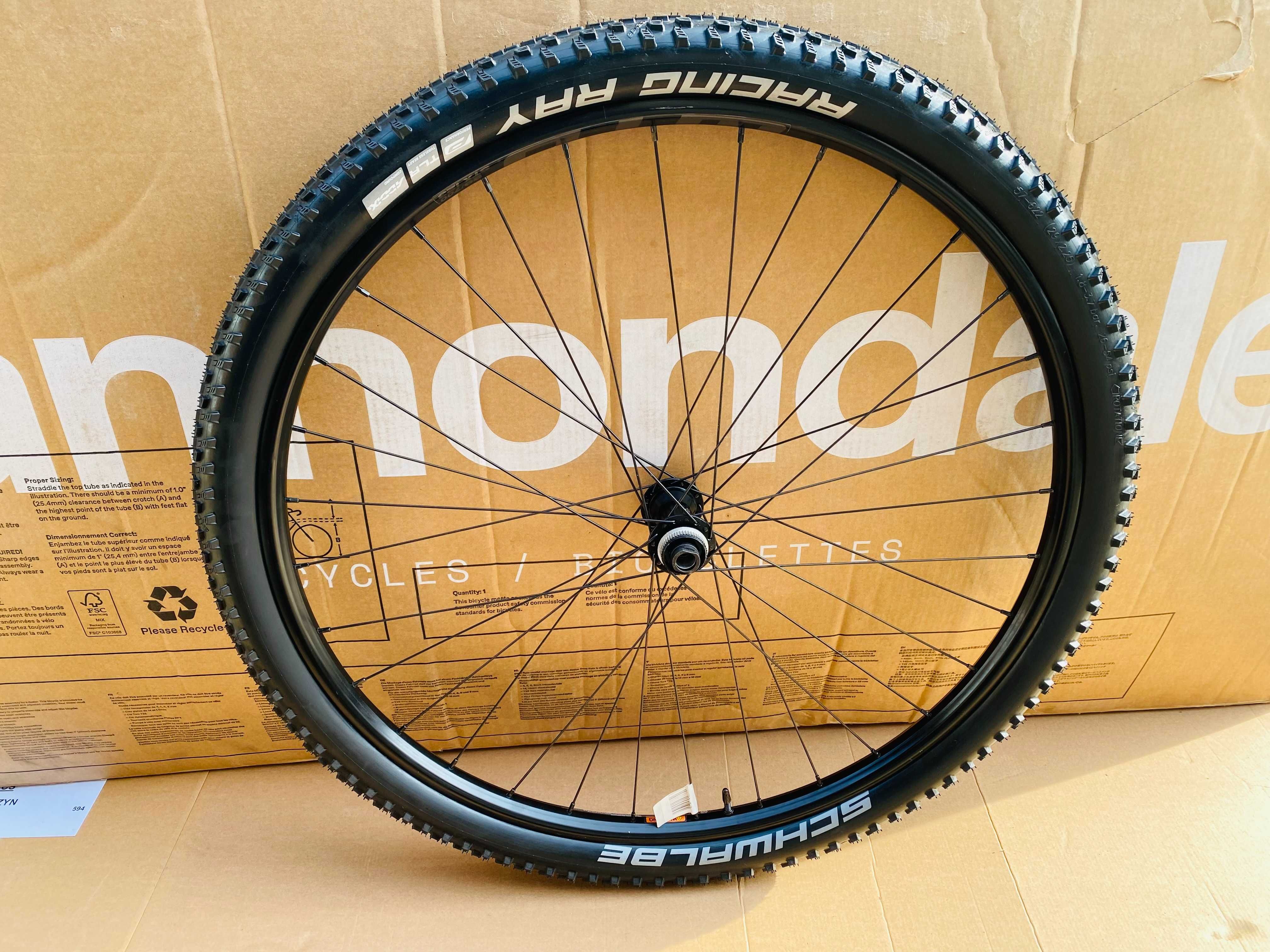 Koło Przednie 29" WTB STX i23 SHIMANO HB-MT400 CenterLock 110x15 Opona