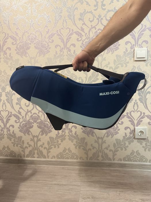 Автокрісло MAXI-COSI Coral 360