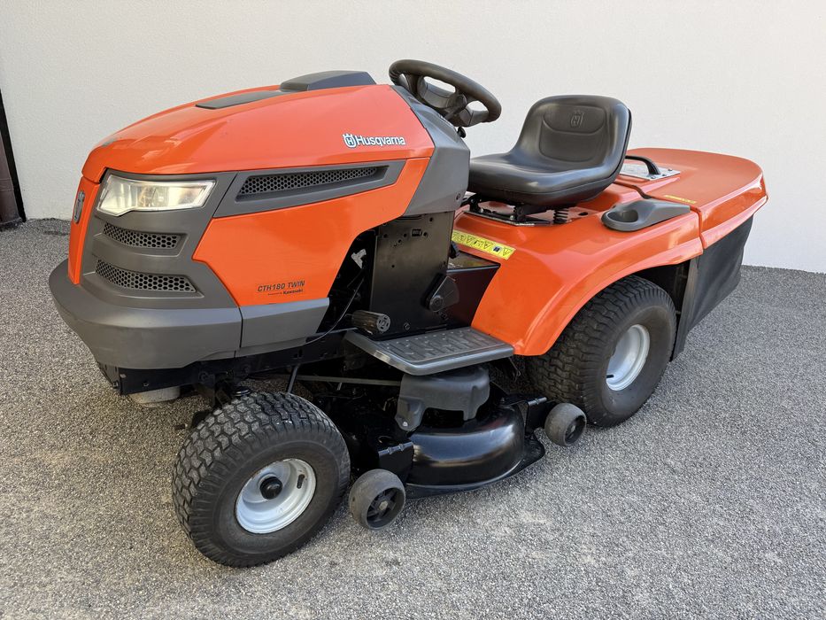 Traktorek kosiarka Husqvarna CTH 180 V-ka Kawasaki Hydro
