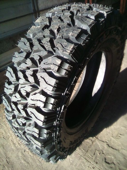 Opona Equipe 265/70 R17 Wrangler 4x4