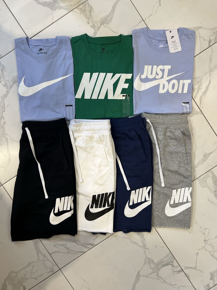 Оригінальні шорти Найк. NIKE CLUB ALUMNI