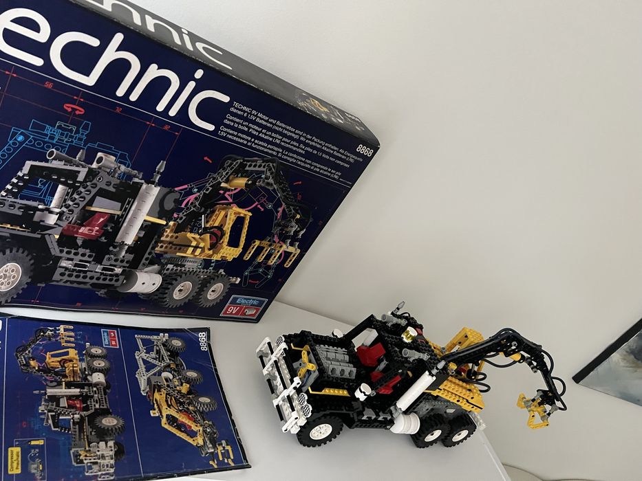 Lego 8868 ciężarówka technics pneumatic kultowa