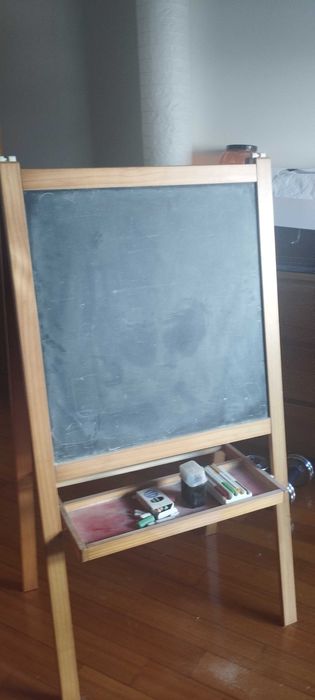 Quadro/cavalete IKEA criança