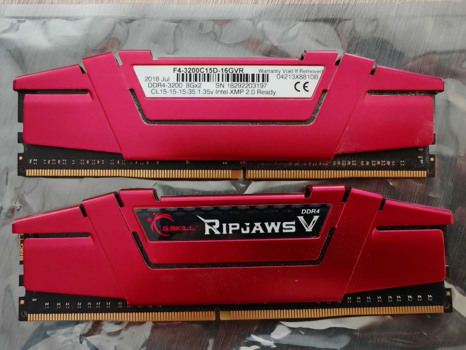 G.Skill Ripjaws V DDR4-3200 CL 15 (2x8GB)