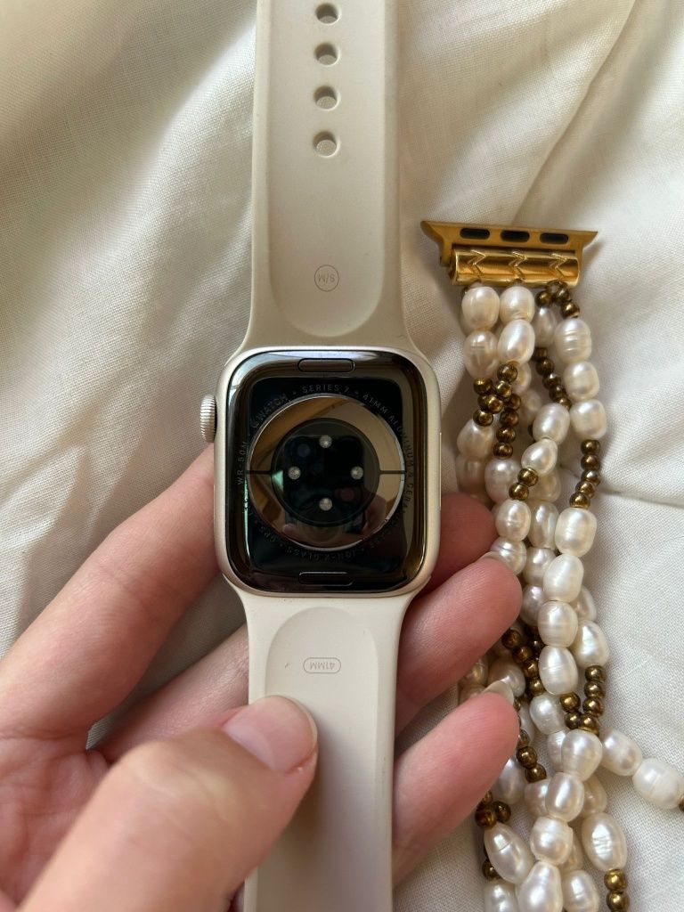 Series 7 Apple Watch 41mm with GPS/cellular