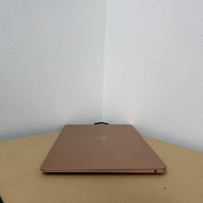 Macbook Air 2019 { i5 | 8gb | 128 ssd) Як новий . Гарантія