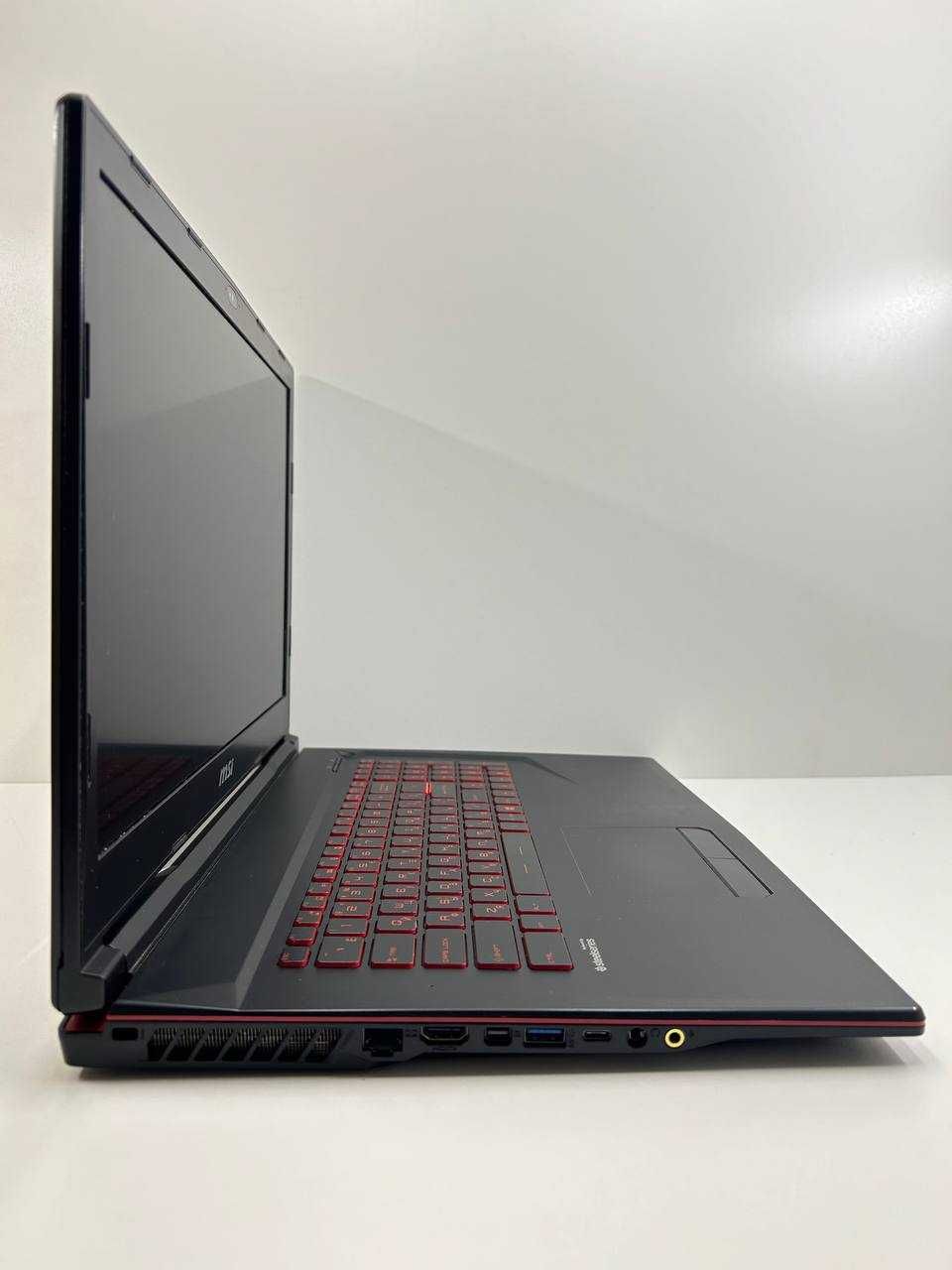 Ноутбук MSI MS-17C6 (17,3"/i7-8750H/16GB/256GB (HDD 1TB))