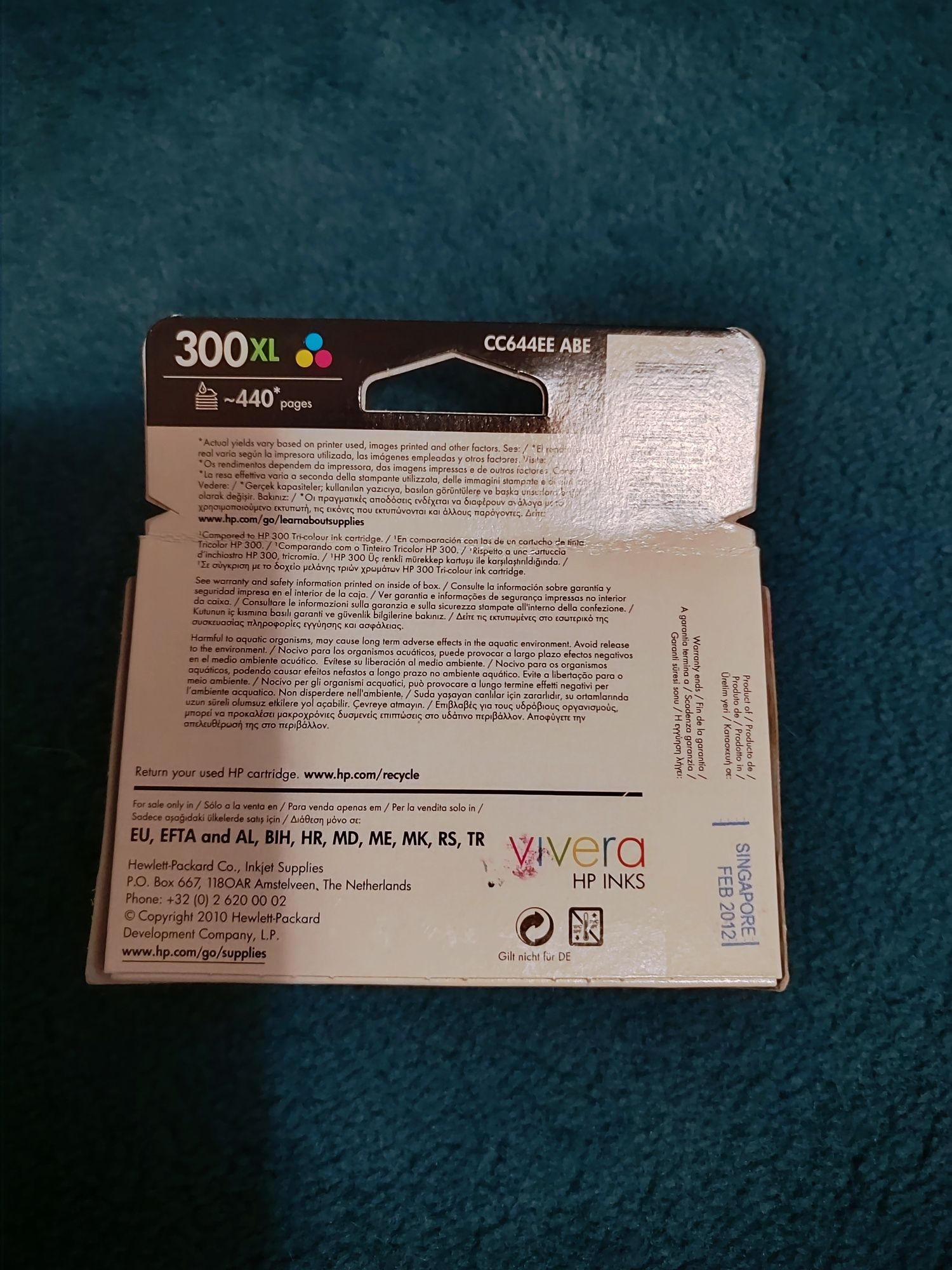 Vende-se tinteiro HP 300 XL Tri-Color, original e fechado.