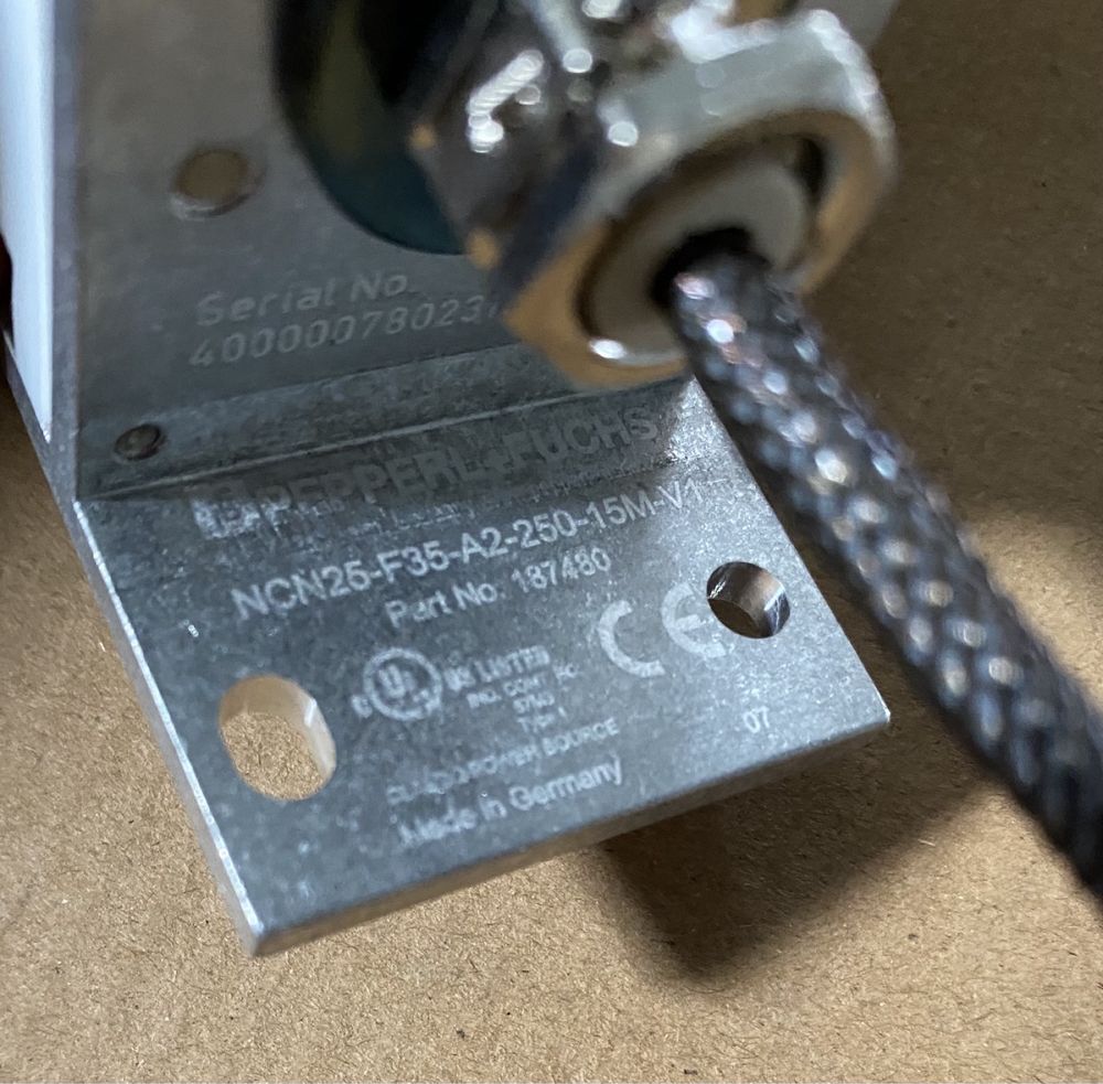 Индуктивный датчик Pepperl+Fuchs NCN25-F35-A2-250-V1