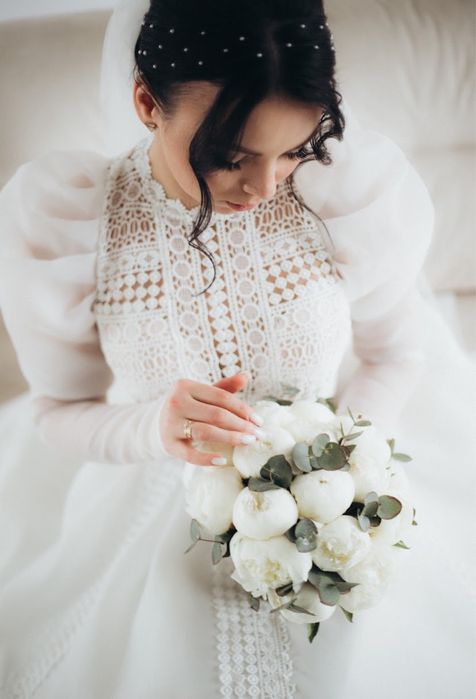 Весільна сукня у ідеальному стані