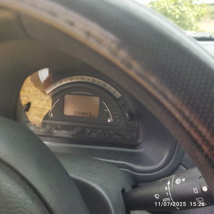 Citroen C3 HDI de 2005 cinza