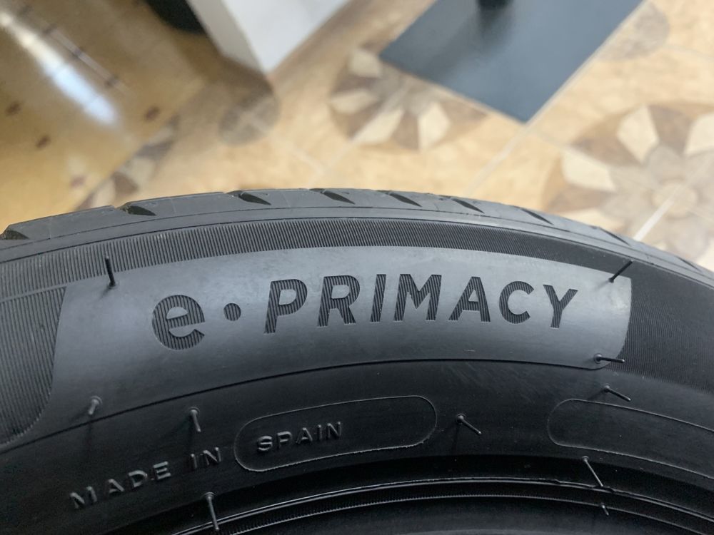 Комплект літніх шин 195/55/16 91Н Michelin e-PRIMACY