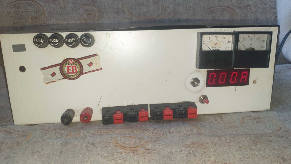 Zasilacz 12V CB własnej roboty z około 93 roku - do pomajsterkowania