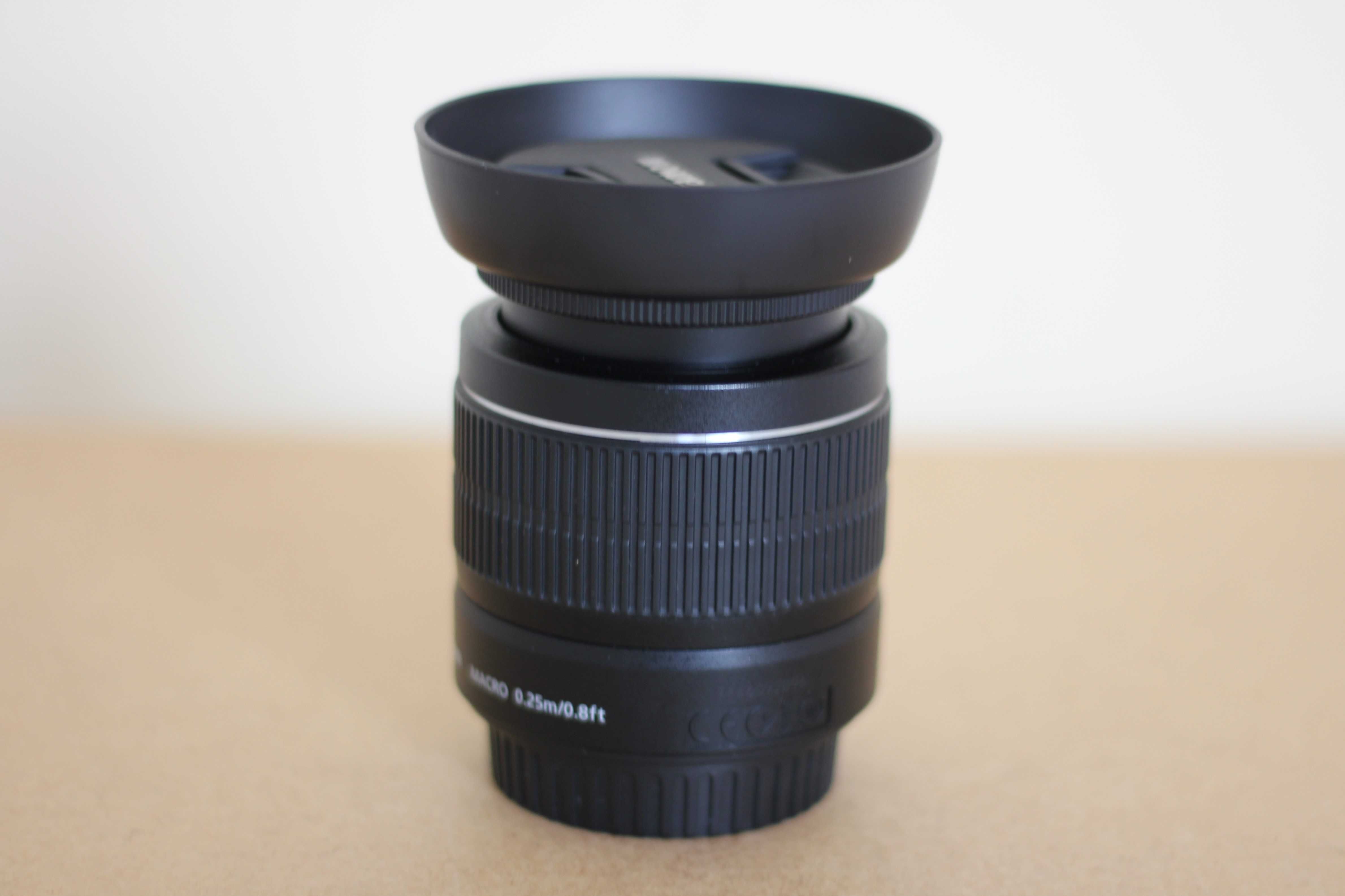 Objetiva CANON  EFS 18-55 mm  lente Canon EF-S 18-55mm f/3.5-5.6 IS II