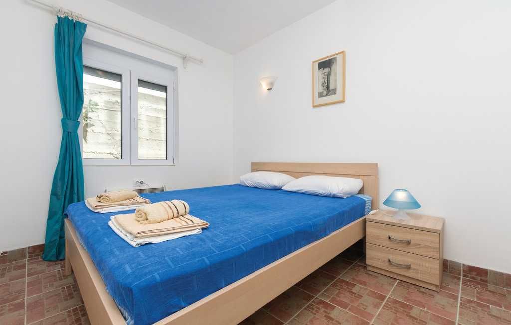 Wakacje, Czarnogóra, apartament dla 8 osób, blisko plaży