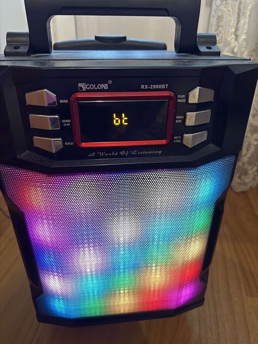 Музикальна колонка (блютуз, радіо,флешка)