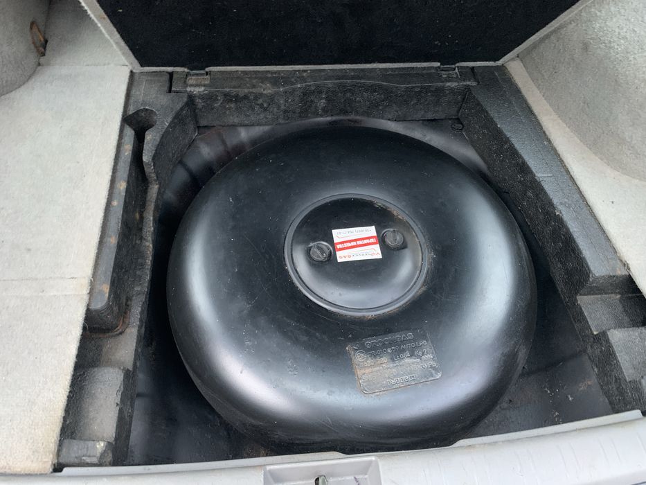 Subaru Forester SG5 2.0 атмосферный, коробка автомат