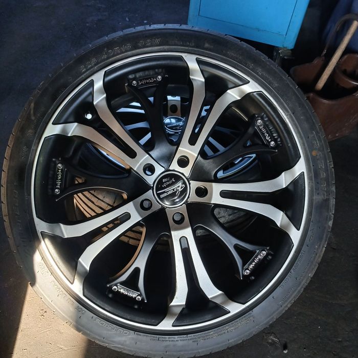Alufelgi Zunamee barracuda 18 8j  5x112 er45