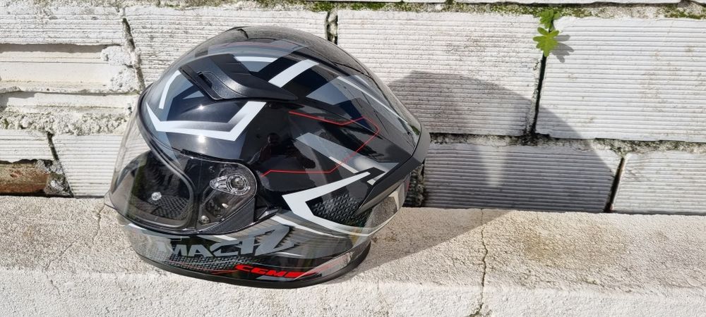 Vendo capacete CGM