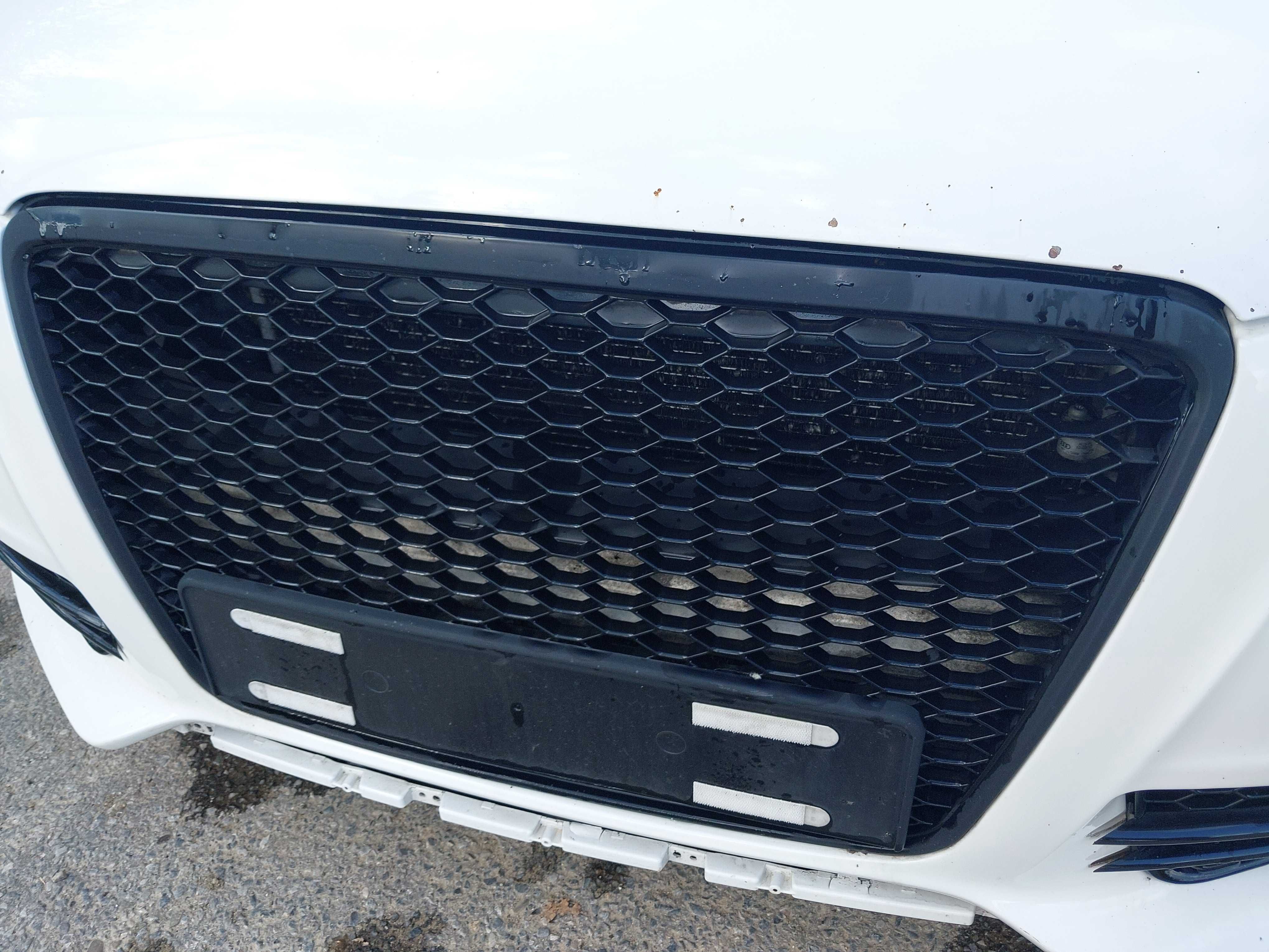 Zderzak Przód Przedni Audi a4 b8 S-Line Spryski Plaster Miodu LY9C