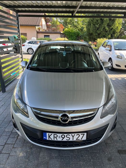 Opel Corsa Opel Corsa 1.2 16V Cosmo