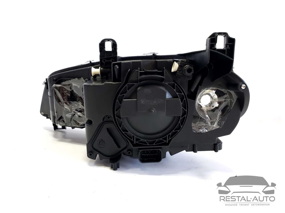 Передние фары BMW X5 E70 2010-2013 Bi-Xenon No Adaptive Европа