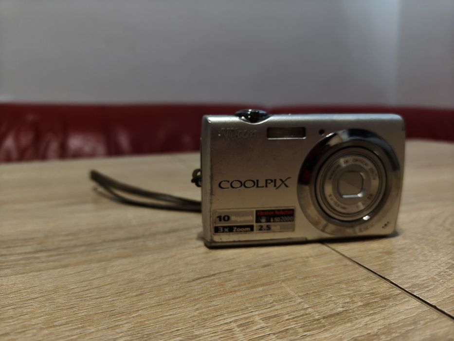 Aparat Nikon Coolpix S225