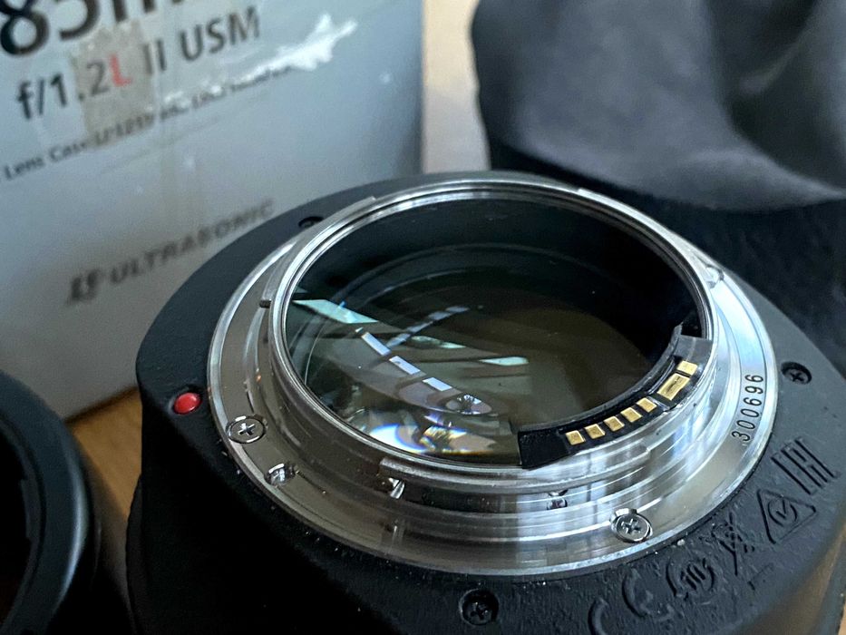 Obiektyw Canon EF85mm F1,2 L USM II  IDEALNY, pudełko, osłona