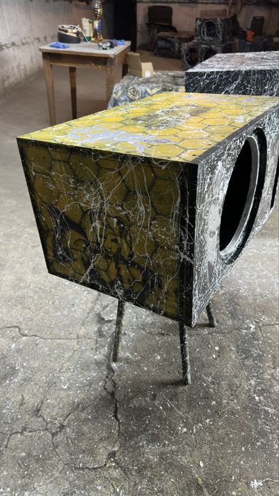 Короб сабвуфера 12-ка на щели новый