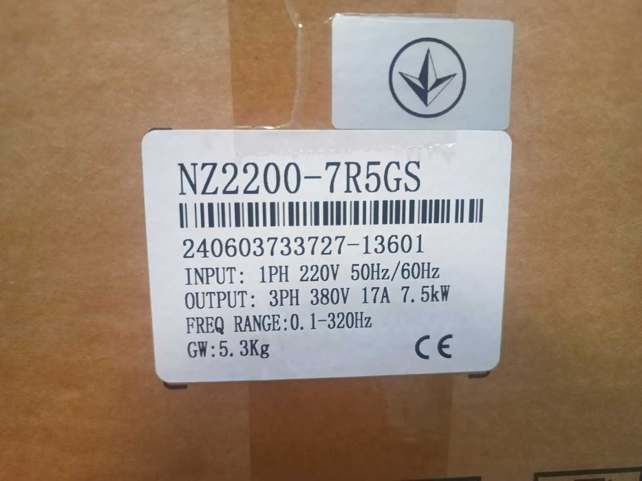 Частотний перетворювач 7.5 кВт 220(1ф)/380 (3ф)  NZ2200-7R5GS