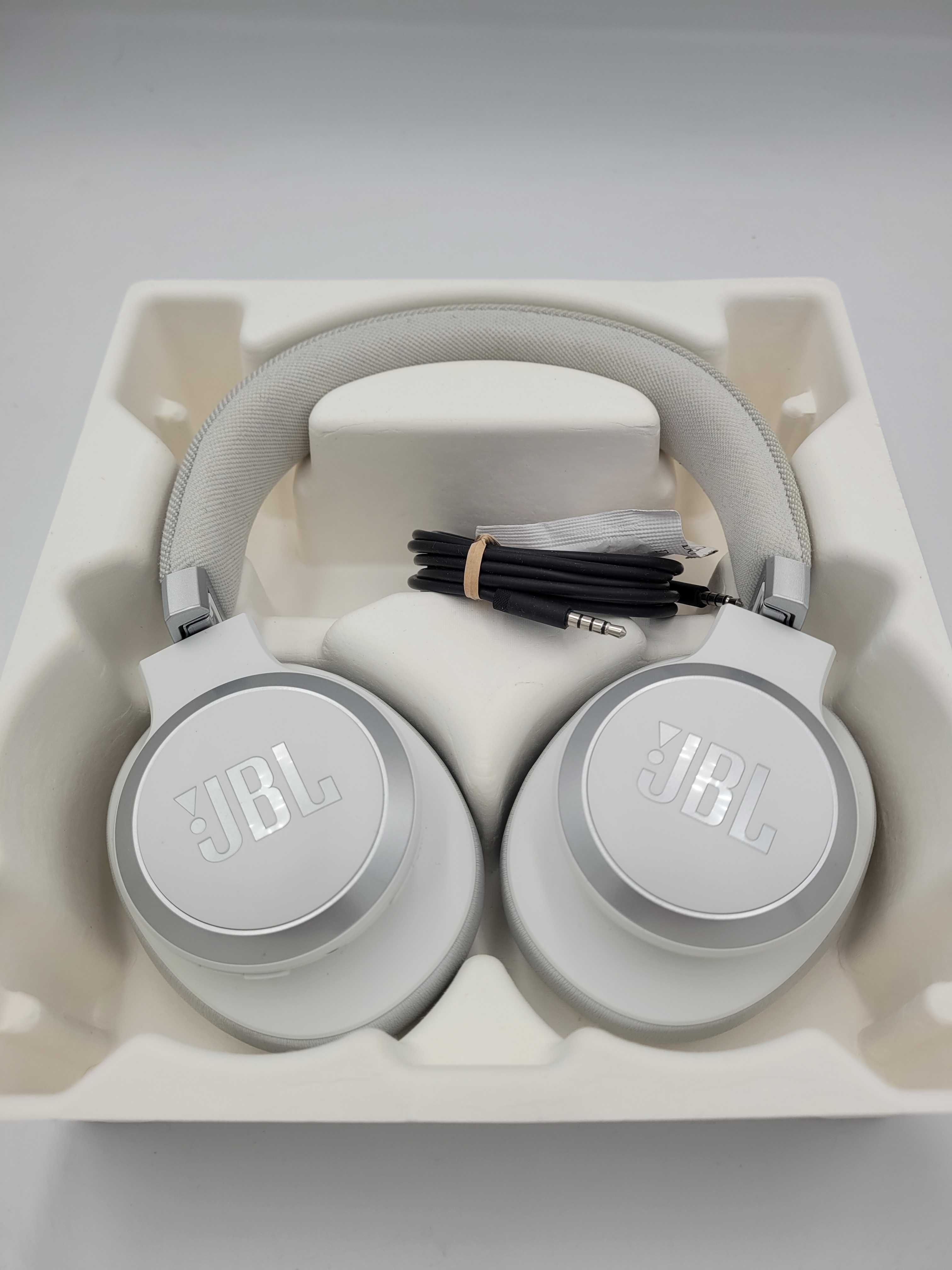 Słuchawki bezprzewodowe nauszne JBL Live 770NC