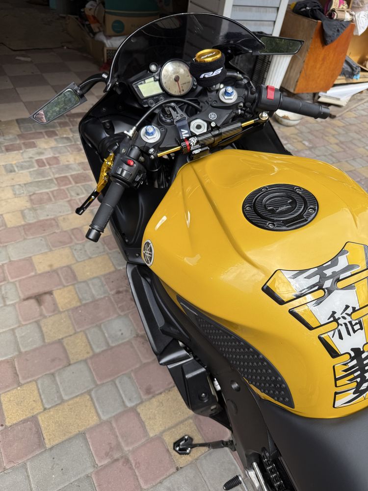 Yamaha R6 2005 року yoshimura оригинал
