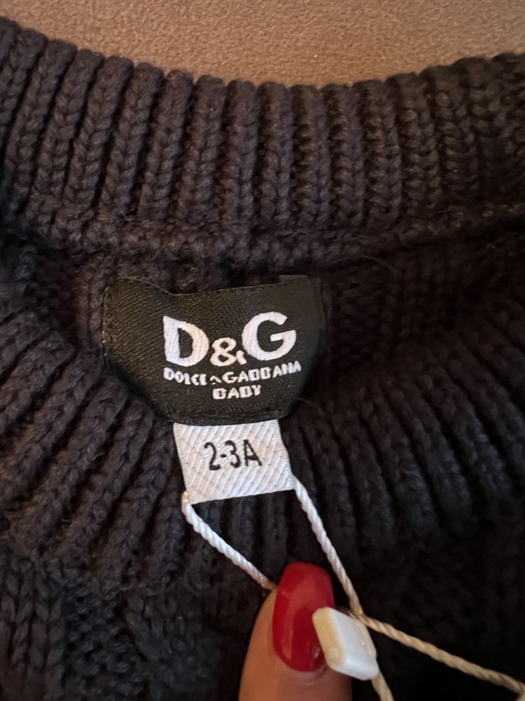 Светр дитячий d&g