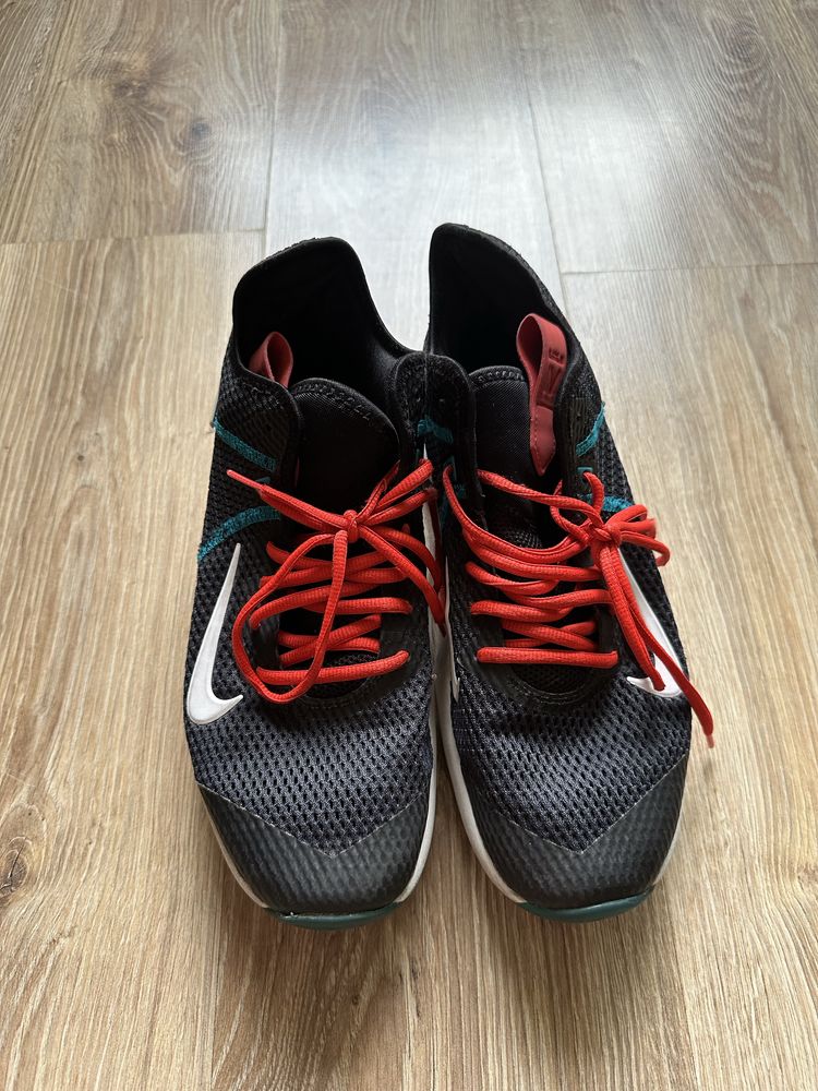 Nike meskie buty do koszykowki 43/27.5