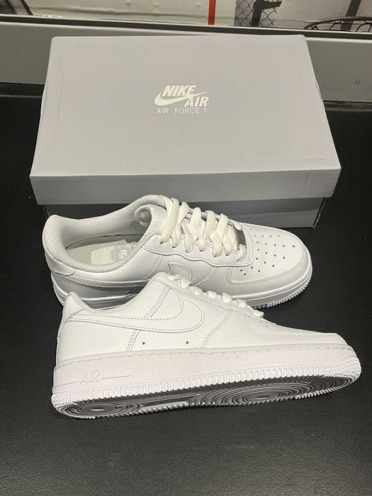 Białe Buty Nike Air Force 1 Low '07 White Rozmiar.46