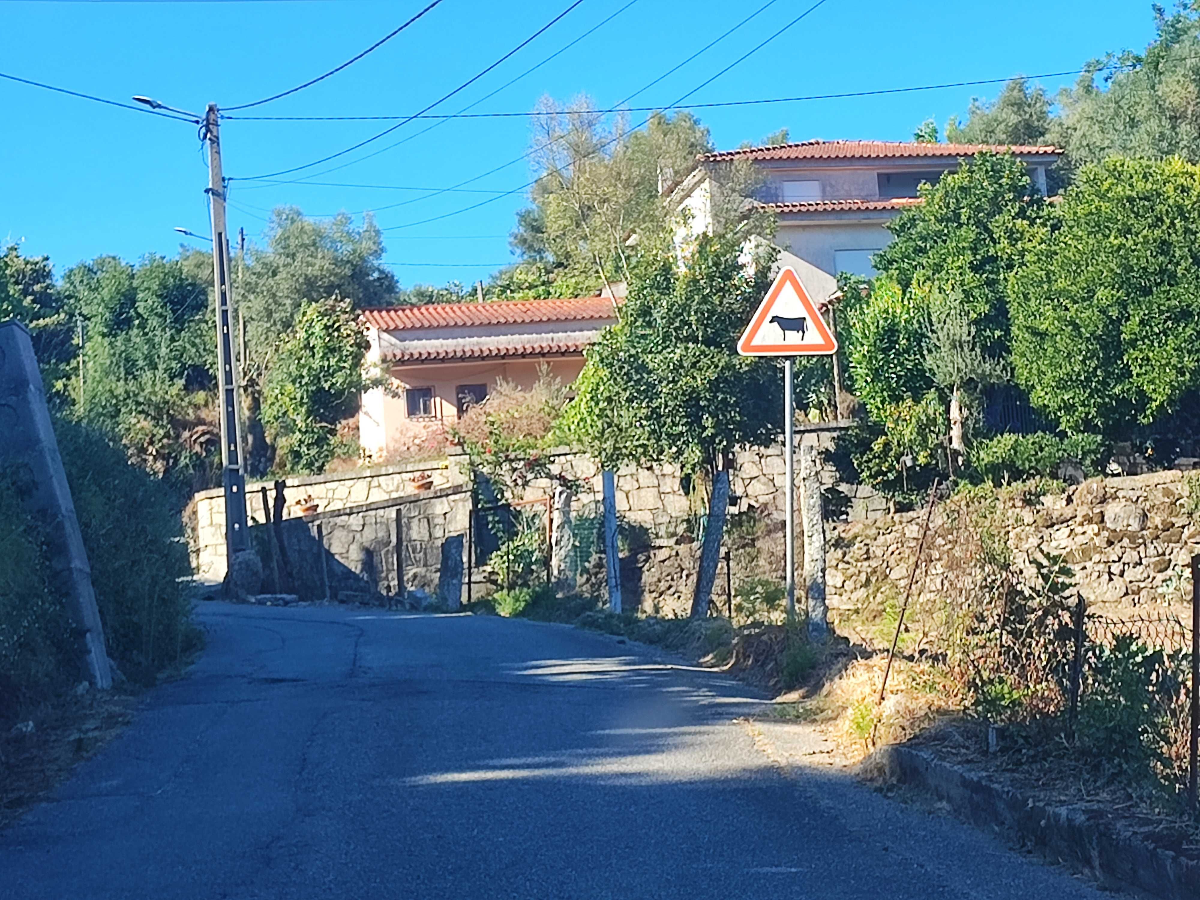 Moradia com Jardim e Poço – Boivães, Arcos de Valdevez