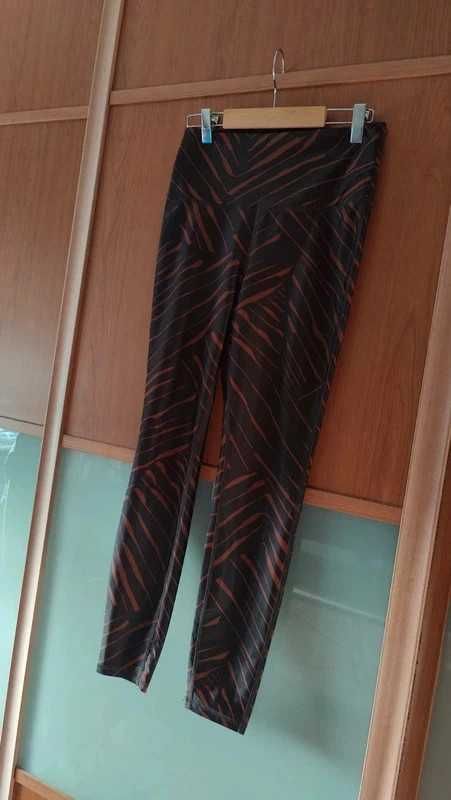 Leggings desporto H&M S
Pouco uso