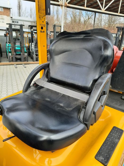 Автонавантажувач, навантажувач вилковий, погрузчик 1.5 т Вагонник