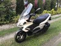 Aprilia SR Max 125 Maxi skuter na kategorie B