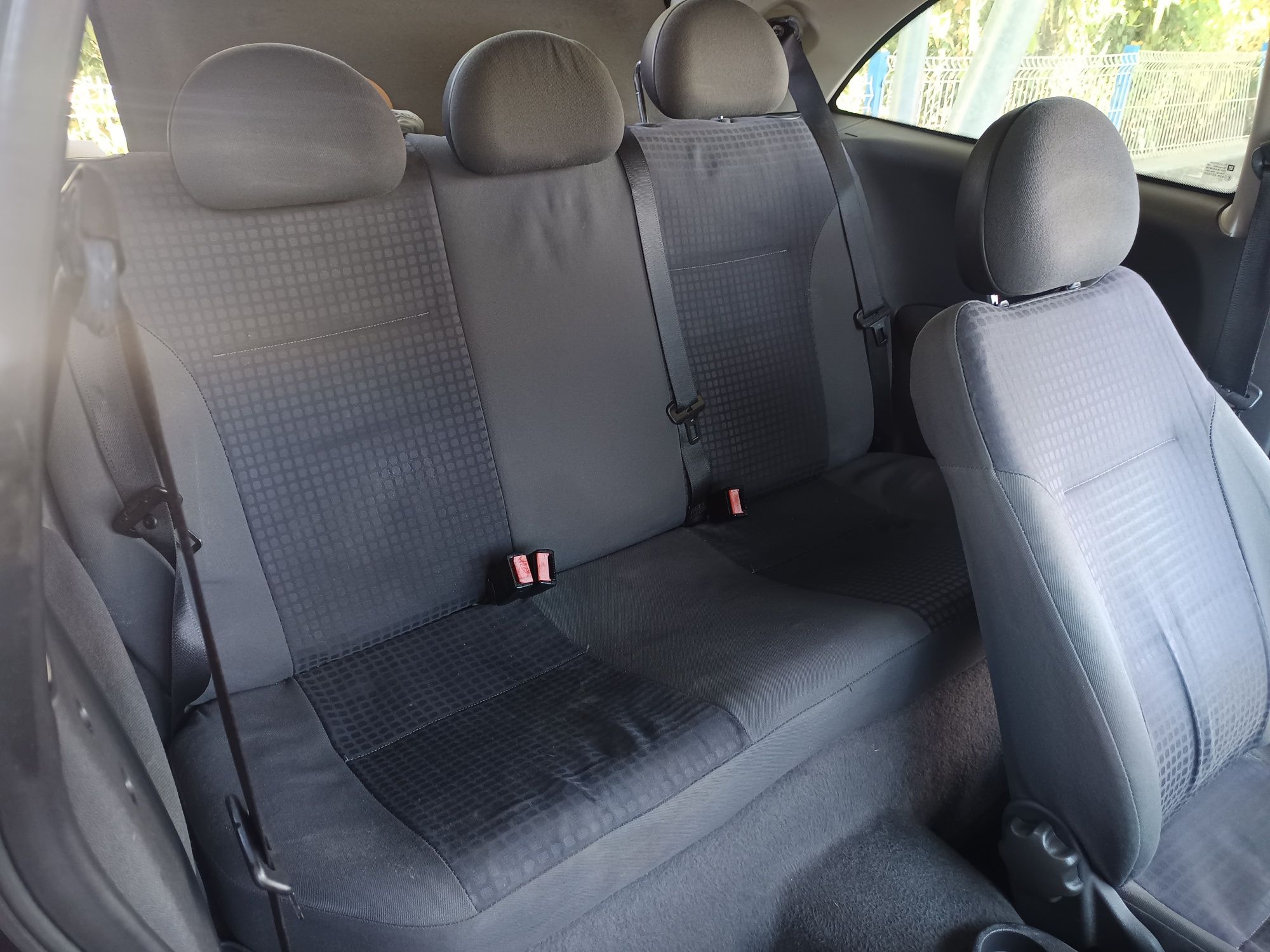 Oportunidade |Opel Corsa 1.2 (2003) Mecânica Top, Só Falta Panela!