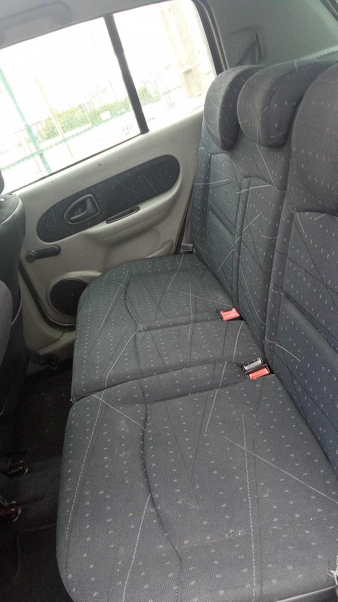 Renault Clio carro muito bom