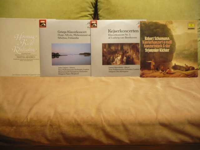 Winyle z klasyką : wybitni pianiści R.Lupu, M.Argerich, G.Gould.